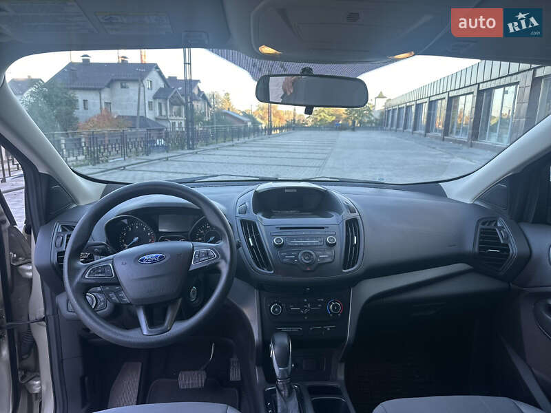 Внедорожник / Кроссовер Ford Escape 2018 в Ивано-Франковске