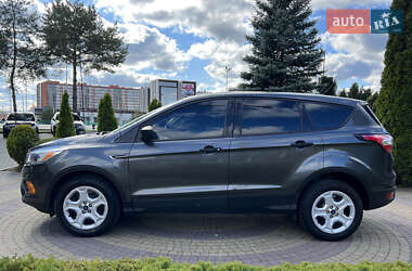 Внедорожник / Кроссовер Ford Escape 2018 в 