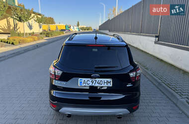 Позашляховик / Кросовер Ford Escape 2017 в  фото 13 Позашляховик / Кросовер Ford Escape 2017 в