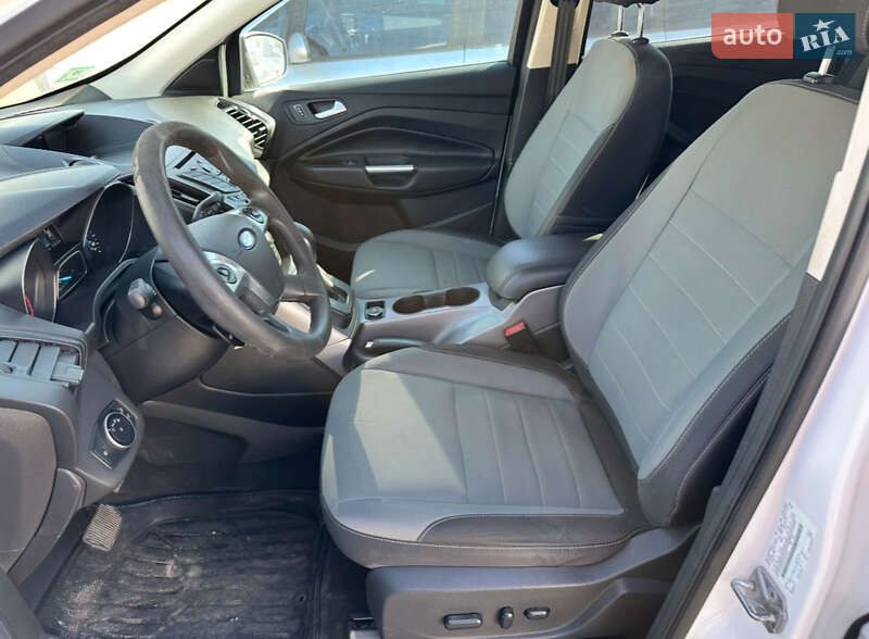 Внедорожник / Кроссовер Ford Escape 2016 в Ровно фото 10 Внедорожник / Кроссовер Ford Escape 2016 в Ровно