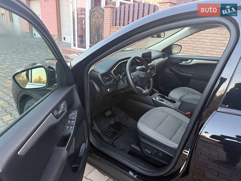 Позашляховик / Кросовер Ford Escape 2020 в Умані фото 7 Позашляховик / Кросовер Ford Escape 2020 в Умані