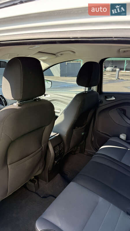 Внедорожник / Кроссовер Ford Escape 2012 в Харькове