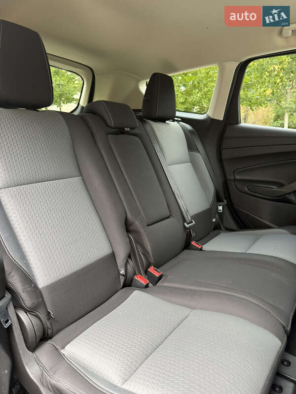 Внедорожник / Кроссовер Ford Escape 2018 в Днепре