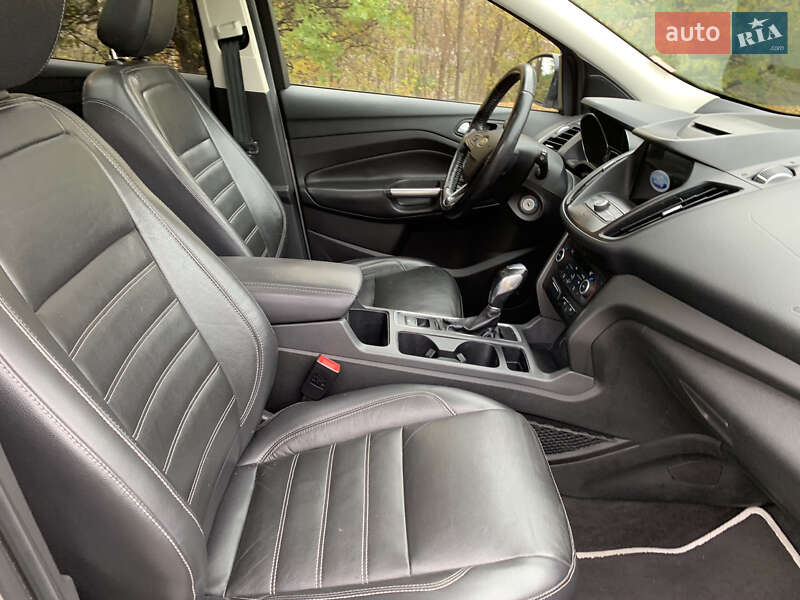 Внедорожник / Кроссовер Ford Escape 2018 в Киеве