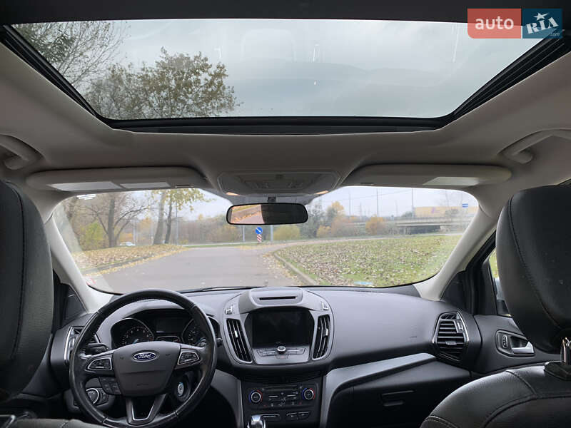 Внедорожник / Кроссовер Ford Escape 2018 в Киеве