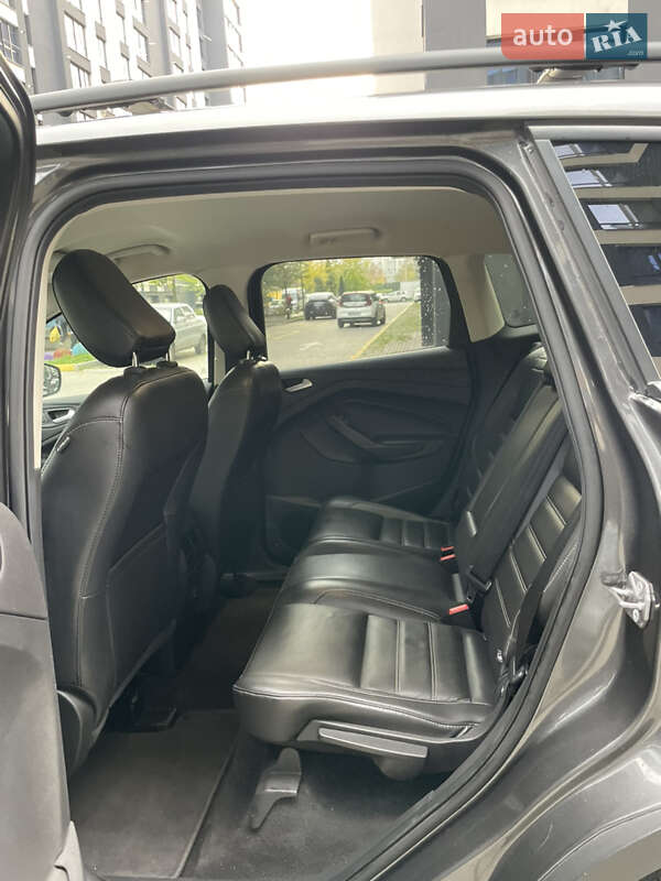 Внедорожник / Кроссовер Ford Escape 2018 в Ивано-Франковске