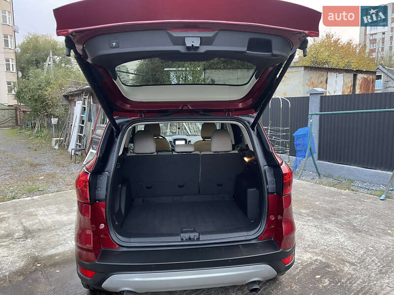 Внедорожник / Кроссовер Ford Escape 2019 в Львове