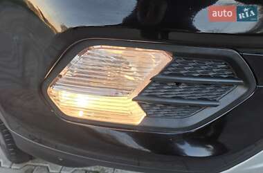 Внедорожник / Кроссовер Ford Escape 2017 в 