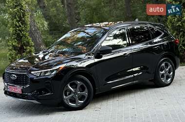 Внедорожник / Кроссовер Ford Escape 2023 в 