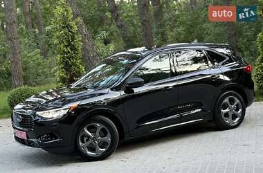 Внедорожник / Кроссовер Ford Escape 2023 в 