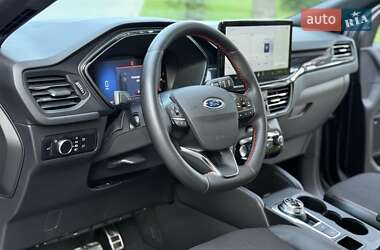 Внедорожник / Кроссовер Ford Escape 2023 в 