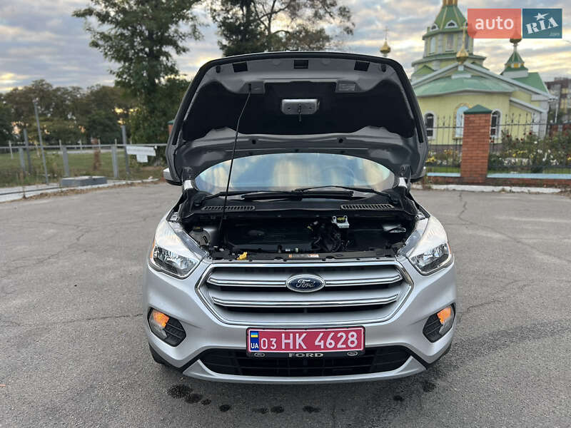 Внедорожник / Кроссовер Ford Escape 2018 в Днепре фото 30 Внедорожник / Кроссовер Ford Escape 2018 в Днепре