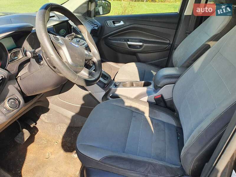 Позашляховик / Кросовер Ford Escape 2015 в Кам'янець-Подільському фото 5 Позашляховик / Кросовер Ford Escape 2015 в Кам'янець-Подільському