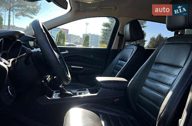 Позашляховик / Кросовер Ford Escape 2017 в  фото 9 Позашляховик / Кросовер Ford Escape 2017 в