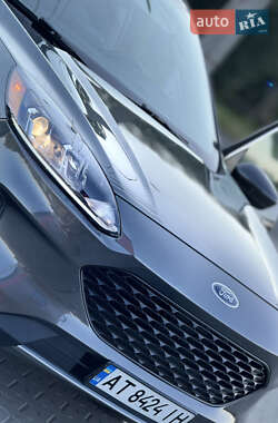 Позашляховик / Кросовер Ford Escape 2019 в  фото 29 Позашляховик / Кросовер Ford Escape 2019 в