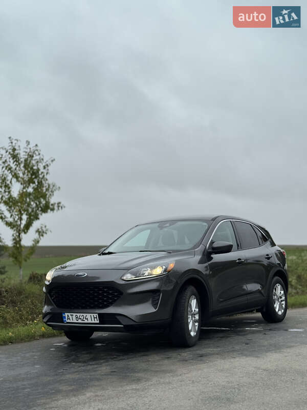 Внедорожник / Кроссовер Ford Escape 2019 в Тлумаче