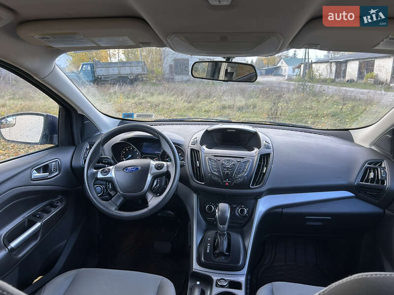 Позашляховик / Кросовер Ford Escape 2014 в Луцьку