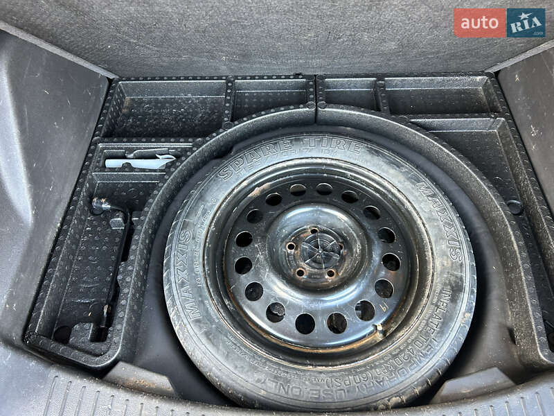 Позашляховик / Кросовер Ford Escape 2014 в Луцьку