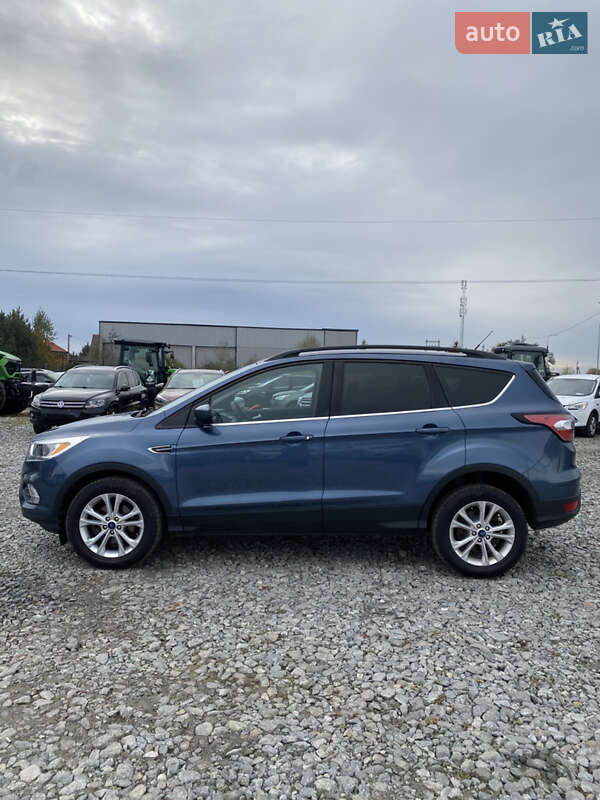 Позашляховик / Кросовер Ford Escape 2018 в Львові