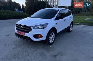 Позашляховик / Кросовер Ford Escape 2019 в Шепетівці
