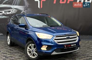 Внедорожник / Кроссовер Ford Escape 2018 в 