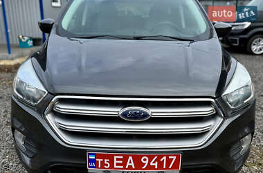 Позашляховик / Кросовер Ford Escape 2017 в  фото 6 Позашляховик / Кросовер Ford Escape 2017 в