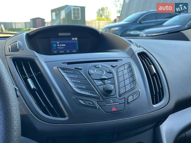 Позашляховик / Кросовер Ford Escape 2015 в Львові фото 14 Позашляховик / Кросовер Ford Escape 2015 в Львові