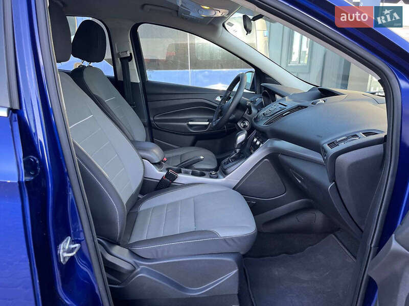 Позашляховик / Кросовер Ford Escape 2015 в Львові фото 22 Позашляховик / Кросовер Ford Escape 2015 в Львові