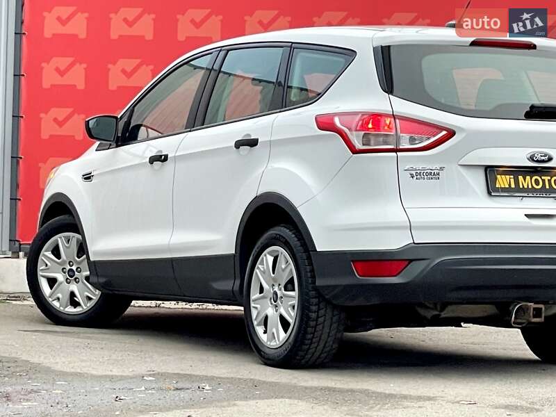 Внедорожник / Кроссовер Ford Escape 2015 в Киеве