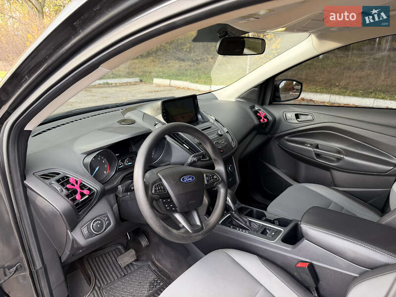 Позашляховик / Кросовер Ford Escape 2017 в Кропивницькому фото 12 Позашляховик / Кросовер Ford Escape 2017 в Кропивницькому
