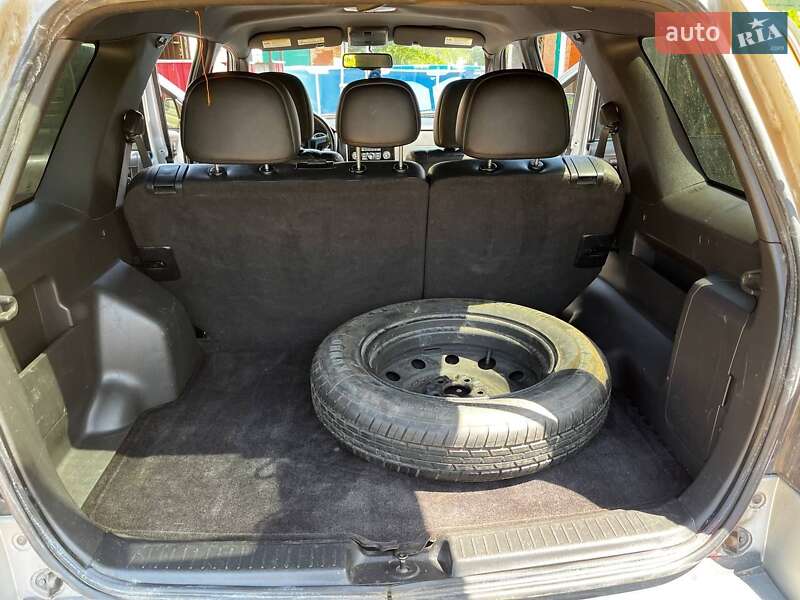 Внедорожник / Кроссовер Ford Escape 2010 в Лубнах