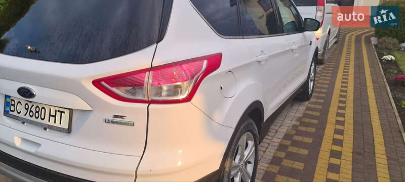 Внедорожник / Кроссовер Ford Escape 2014 в Радехове
