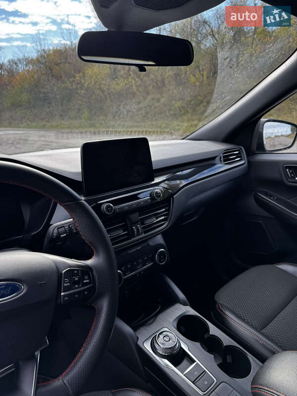 Внедорожник / Кроссовер Ford Escape 2023 в Золочеве фото 15 Внедорожник / Кроссовер Ford Escape 2023 в Золочеве
