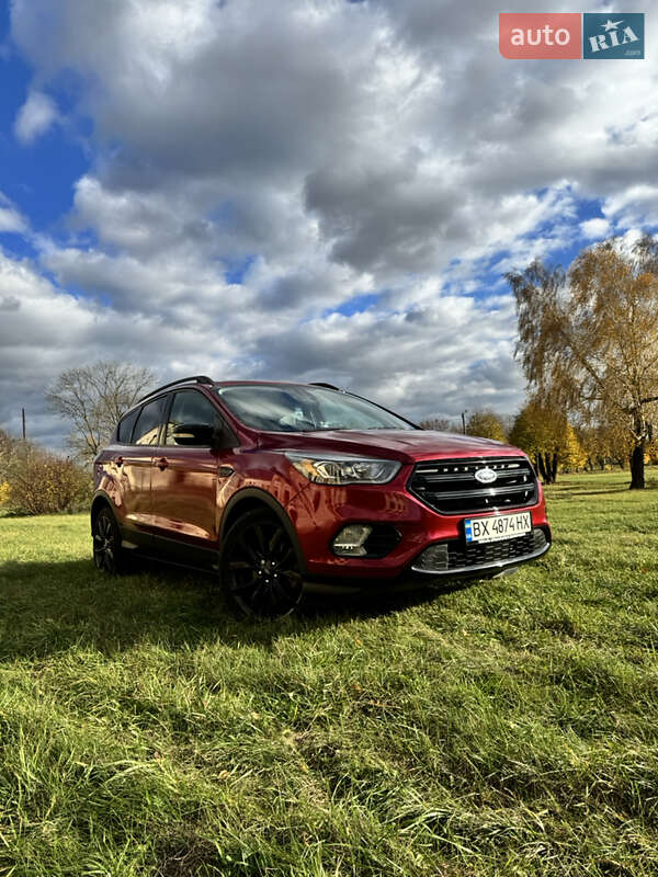 Позашляховик / Кросовер Ford Escape 2016 в Нетішині фото 11 Позашляховик / Кросовер Ford Escape 2016 в Нетішині