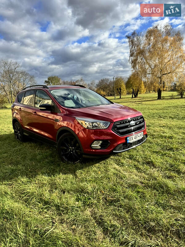 Позашляховик / Кросовер Ford Escape 2016 в Нетішині фото 13 Позашляховик / Кросовер Ford Escape 2016 в Нетішині