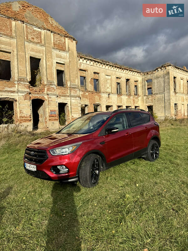 Позашляховик / Кросовер Ford Escape 2016 в Нетішині фото 31 Позашляховик / Кросовер Ford Escape 2016 в Нетішині