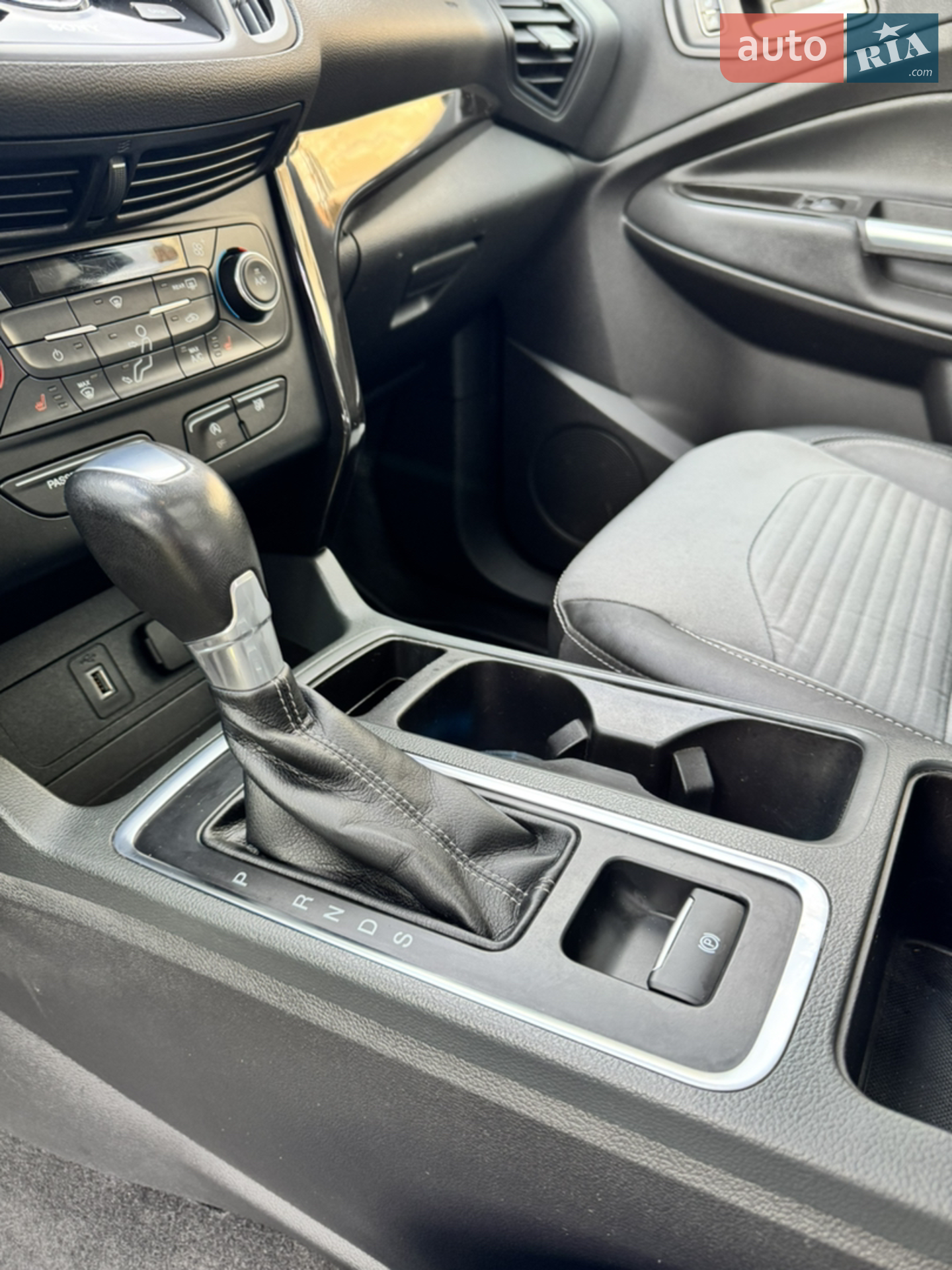 2016 Ford Escape - мініатюра 86
