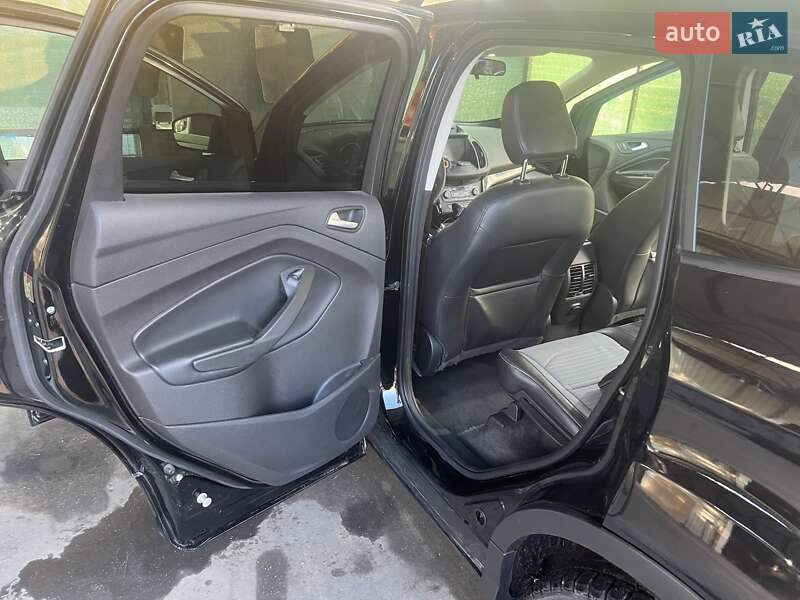 Позашляховик / Кросовер Ford Escape 2018 в Одесі