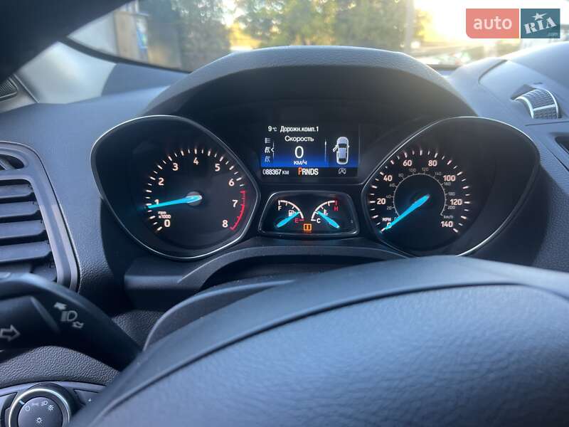 Позашляховик / Кросовер Ford Escape 2018 в Одесі