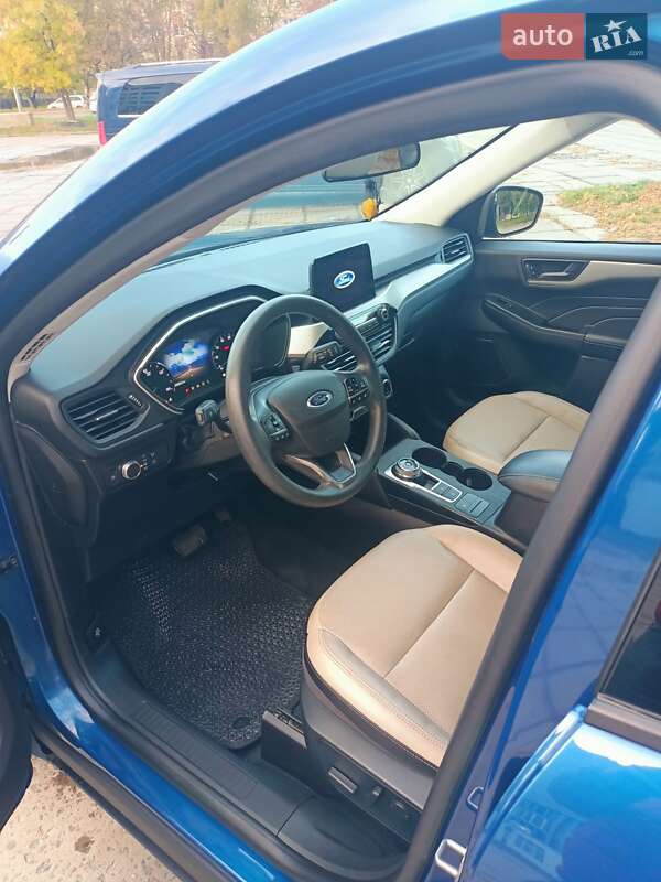 Внедорожник / Кроссовер Ford Escape 2022 в Львове