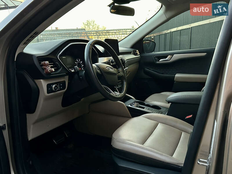 Позашляховик / Кросовер Ford Escape 2020 в Києві фото 22 Позашляховик / Кросовер Ford Escape 2020 в Києві