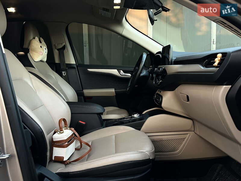 Позашляховик / Кросовер Ford Escape 2020 в Києві фото 31 Позашляховик / Кросовер Ford Escape 2020 в Києві