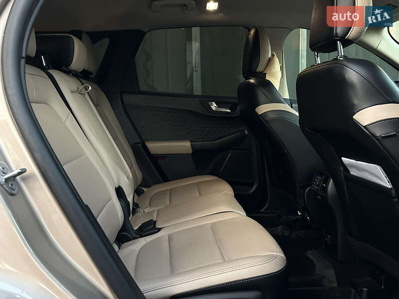 Позашляховик / Кросовер Ford Escape 2020 в Києві фото 39 Позашляховик / Кросовер Ford Escape 2020 в Києві