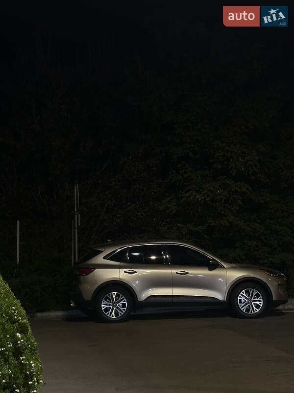 Позашляховик / Кросовер Ford Escape 2020 в Києві фото 69 Позашляховик / Кросовер Ford Escape 2020 в Києві