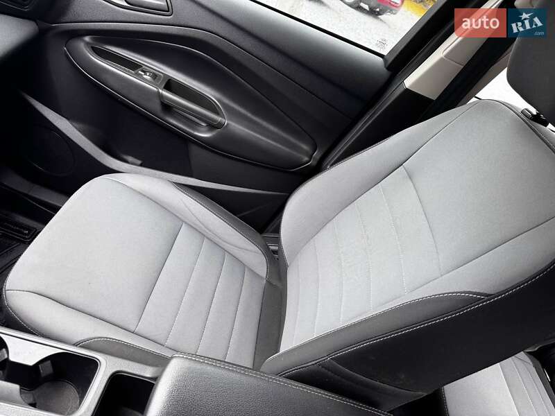 Внедорожник / Кроссовер Ford Escape 2017 в Днепре фото 19 Внедорожник / Кроссовер Ford Escape 2017 в Днепре