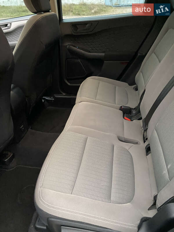 Позашляховик / Кросовер Ford Escape 2019 в Києві