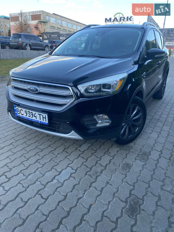 Позашляховик / Кросовер Ford Escape 2018 в Львові