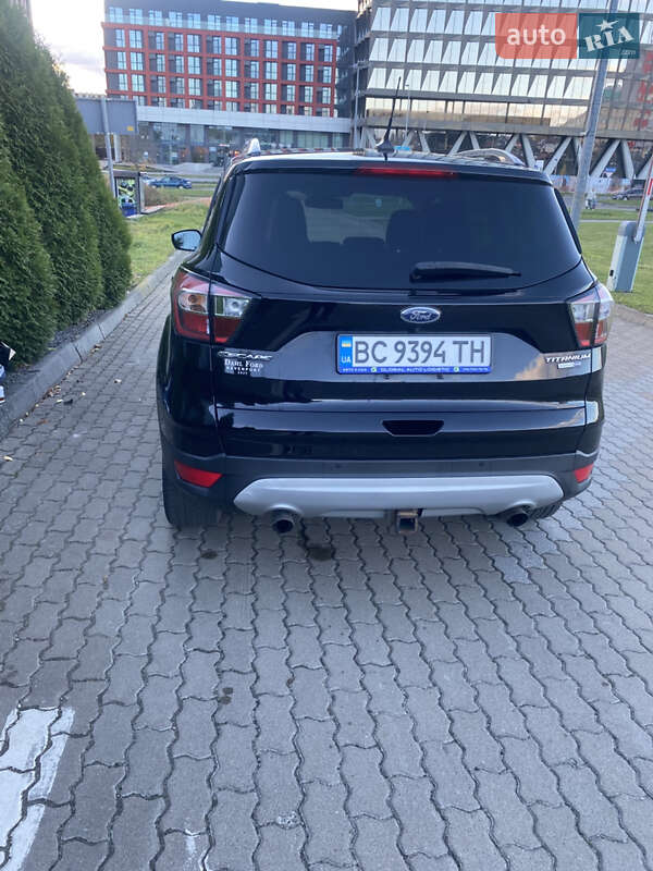 Позашляховик / Кросовер Ford Escape 2018 в Львові