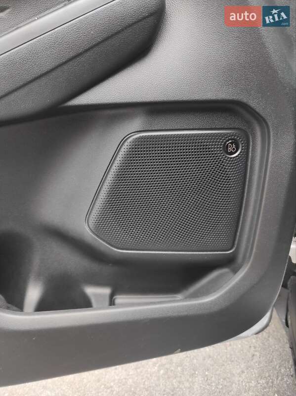 Внедорожник / Кроссовер Ford Escape 2020 в Киеве