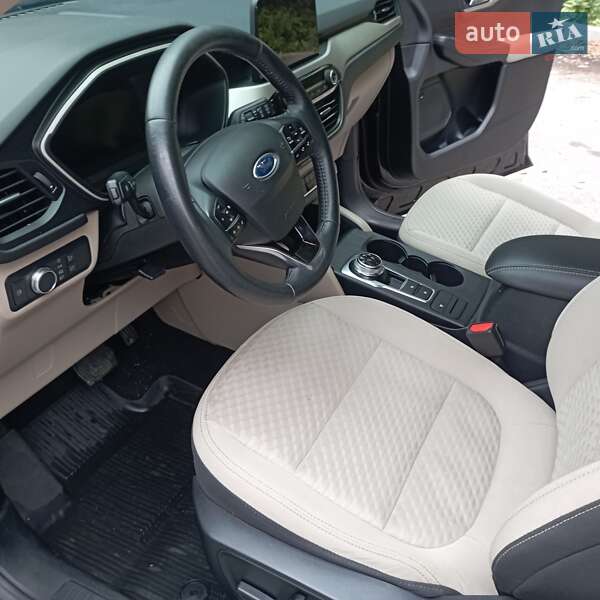 Позашляховик / Кросовер Ford Escape 2020 в Богородчанах фото 12 Позашляховик / Кросовер Ford Escape 2020 в Богородчанах